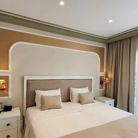 Dbd çeşme Hotel 3*